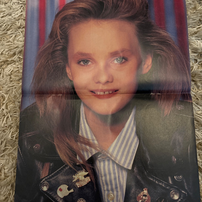 Vanessa Paradis pikkujuliste