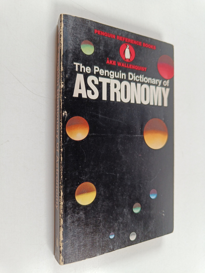 Jacqueline Mitton : The Penguin Dictionary of Astronomy