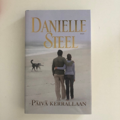 Danielle Steel : Päivä kerrallaan