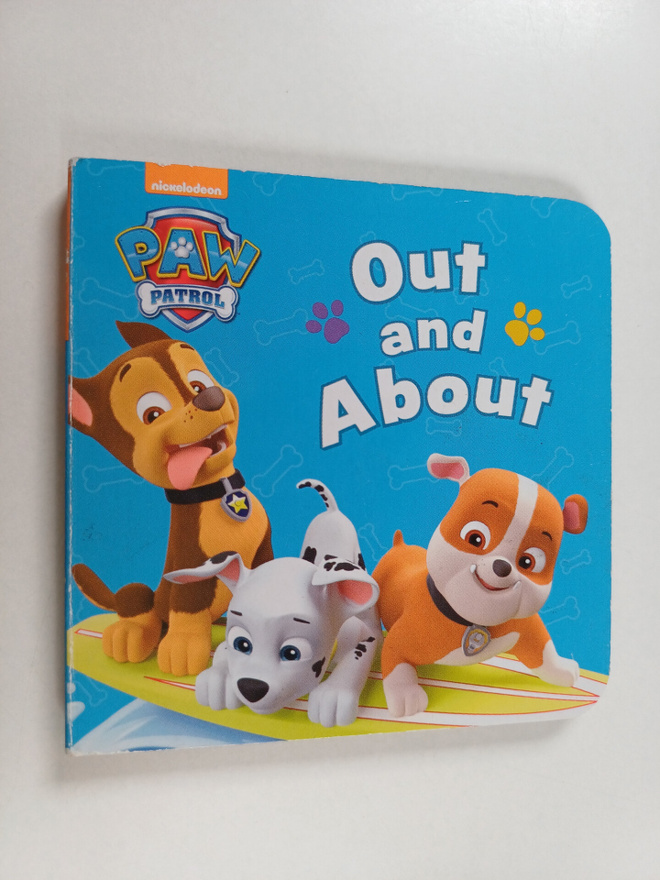 Paw patrol : out and about