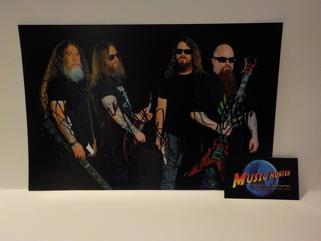 SLAYER PROMOKUVA NIMMAREILLA