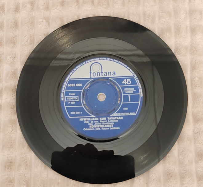 Koivistolaiset Hymyillään Kun Tavataan 7"Single