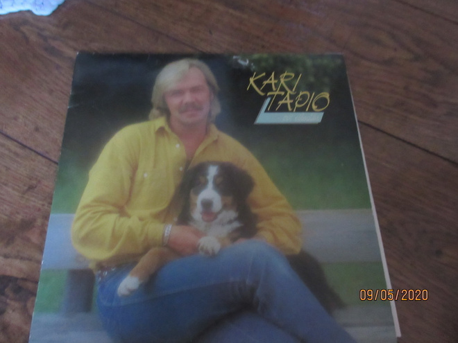 Kari Tapio: Ovi elämään vinyyli eli LP levy.