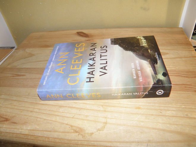 Ann Cleeves Haikaran valitus (nidottu)