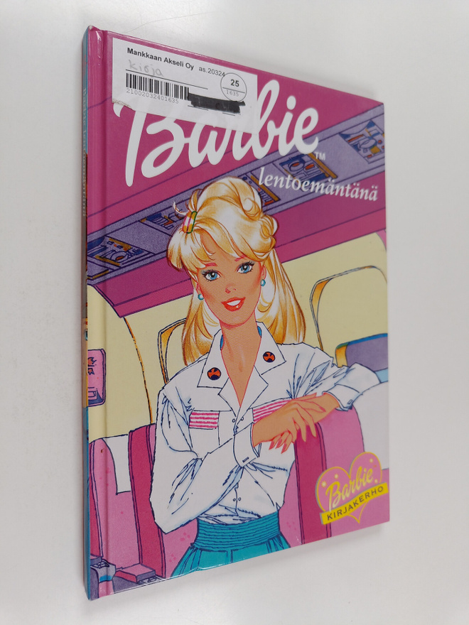 Barbie lentoemäntänä