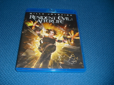 RESIDENT EVIL: AFTERLIFE (Milla Jovovich) BD***