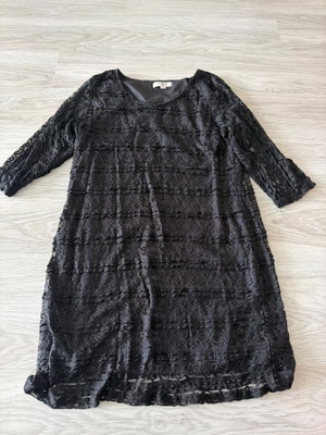 Musta pitsimekko, koko 48/50