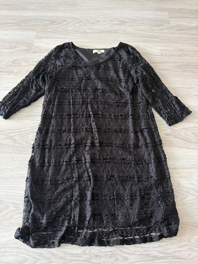 Musta pitsimekko, koko 48/50