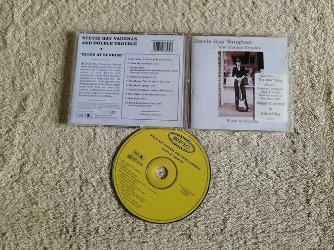 STEVIE RAY VAUGHAN AND DOUBLE TROUBLE - Blues At Sunrise CD