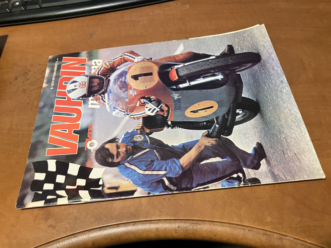 VAUHDIN MAAILMA 8/1974 HYVÄ
