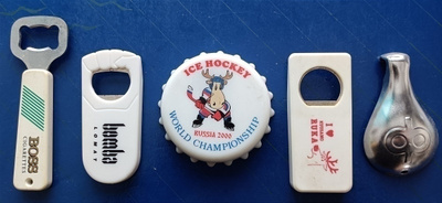 KORKINAVAAJAT 5kpl. Matkamuistoja