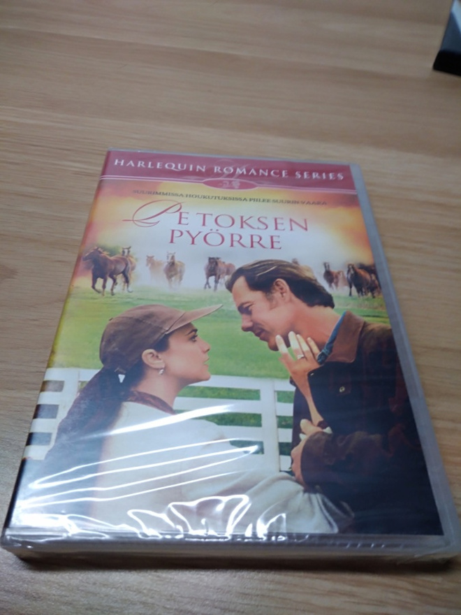 PETOKSEN PYÖRRE    DVD          **UUSI MUOVEISSA**