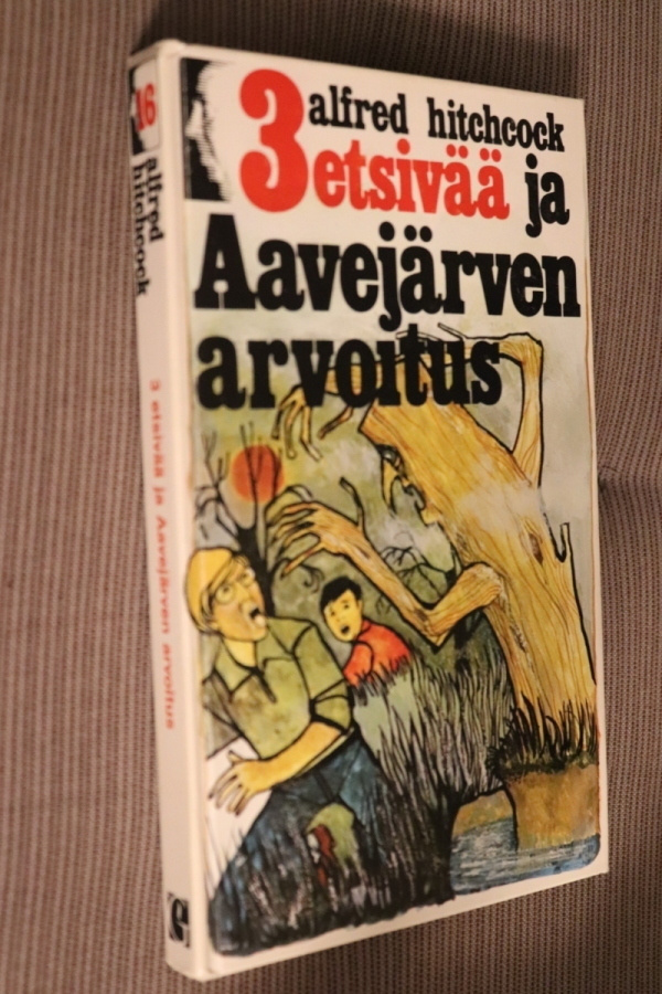 3 Etsivää ja Aavejärven arvoitus ( 1.p. 1977 )