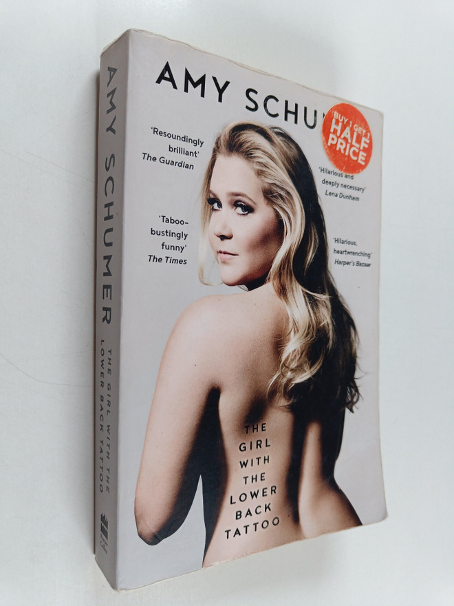 Amy Schumer : The Girl with the Lower Back Tattoo