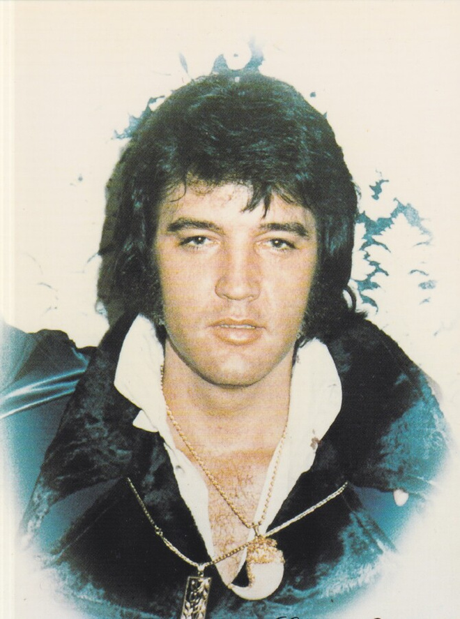 Elvis Presley. Elvisly Yours RT of Sid Shaw .  e158
