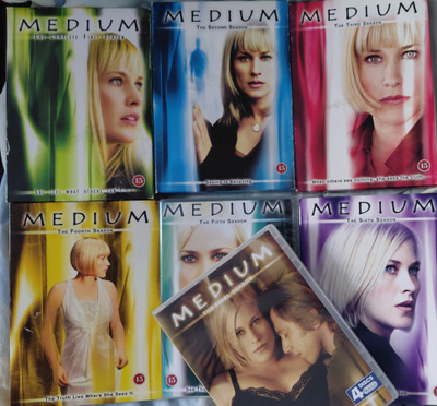 Medium koko sarja DVD