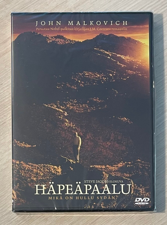 Häpeäpaalu (2008) John Malkovich (UUSI)