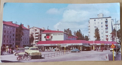 Helsinki, Herttoniemi, ostoskeskus, ylipitkä väripk, ei p.