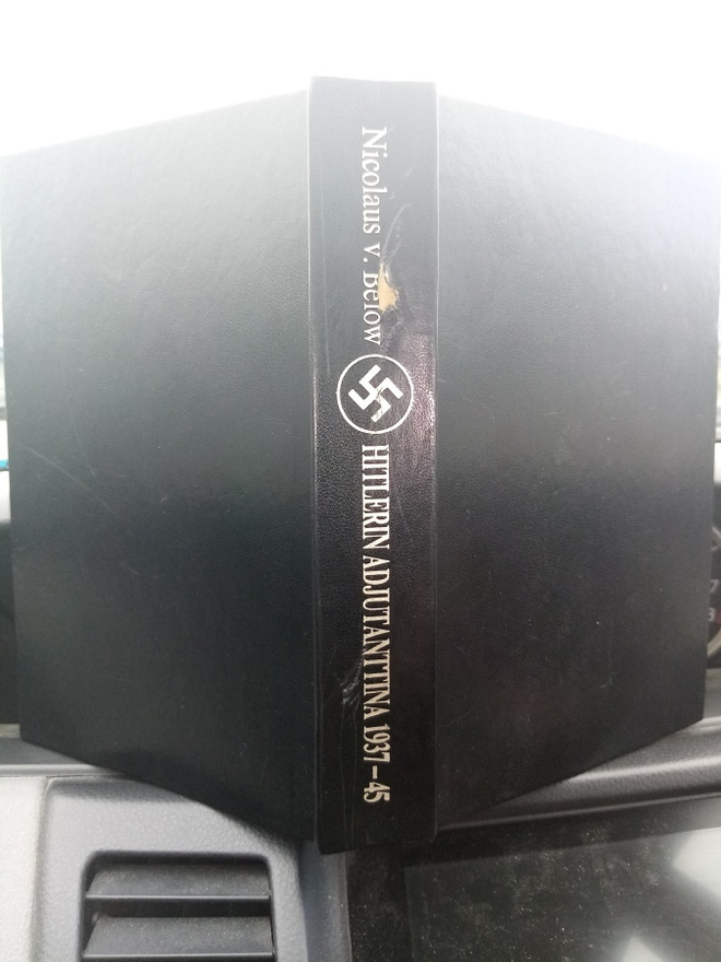 Below HITLERIN ADJUTANTTINA 1937-1945 (1 p. 1981) Sis.pk:t