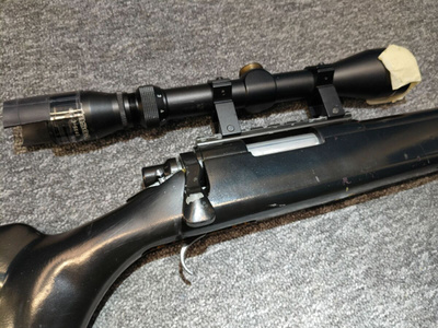 Airsoft pulttilukkokivääri