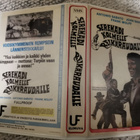 Vhs  fix   SERENADI KOLMELLE REIKÄRAUDALLE - pikkukuva 1