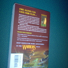 Erin Hunter: WARRIORS 5: A Dangerous path (Sis.postikulut) - pikkukuva 2