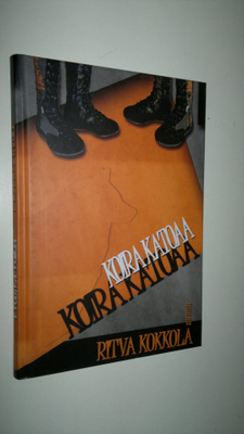 Ritva Kokkola : Koira katoaa : nuorisoromaani