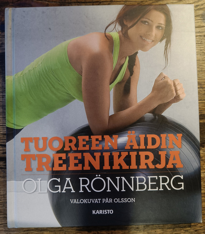 Olga Rönnberg: Tuoreen äidin treenikirja