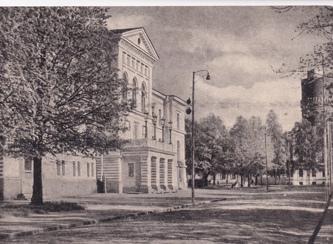 Vaasa - Vasa, Kaupungintalo ja vesitorni  b488