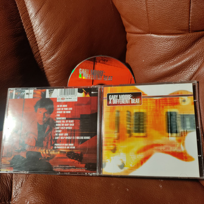 GARY MOORE -a different beat CD.