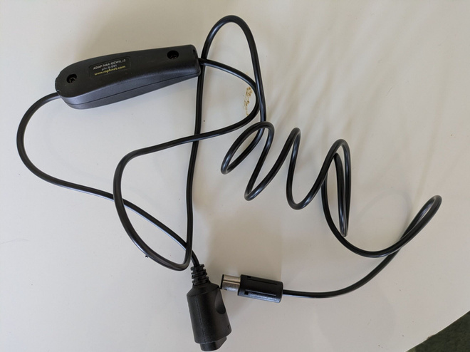 Raphnet N64 to Gamecube/Wii ohjain adapteri