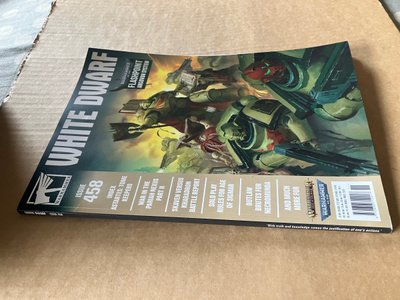 WHITE DWARF 458 HIENO