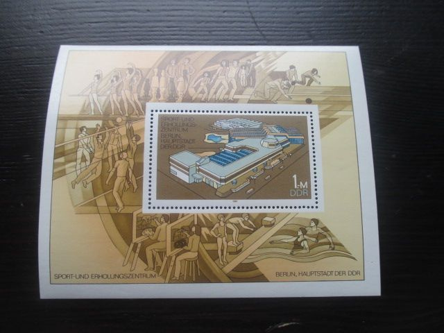 DDR: Berliinin urheilu ja taidekeskus 1981 **