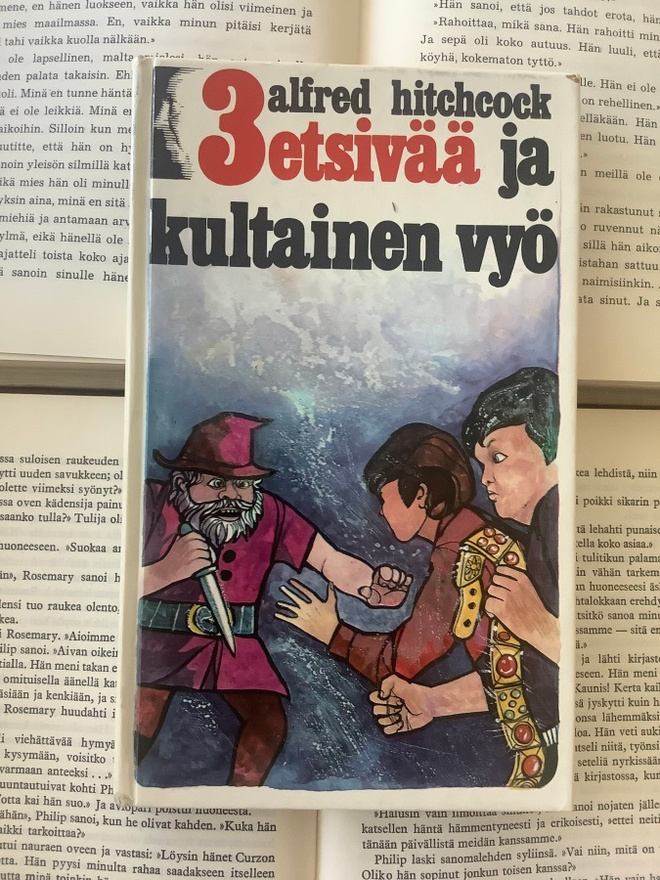 Robert Arthur - 3 etsivää ja kultainen vyö (sid.)