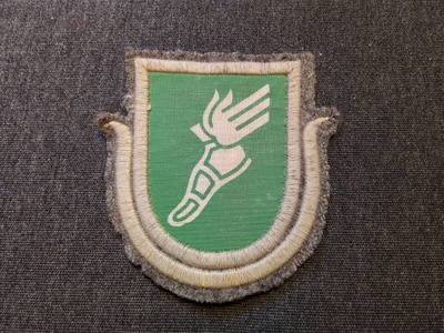 Koulutushaaramerkki huopakangasta