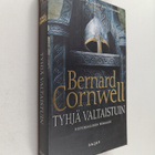 Bernard Cornwell : Tyhjä valtaistuin : historiallinen rom... - pikkukuva 1