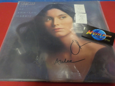 EMMYLOU HARRIS - PROFILE EX+/EX- LP KAHDELLA NIMMARILLA