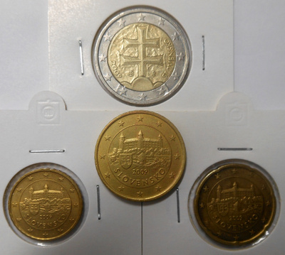 Slovakia. 0,10€, 0,20€, 0,50€, 2€. 4 kolikkoa v.2009.