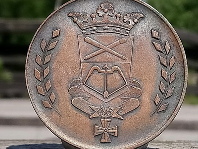 Mikkeli Pronssinen mitali rasiassa. Halkaisija - 46 mm.