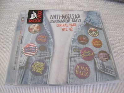 Anti-nuclear rally NYC'82 2x cd muoveissa