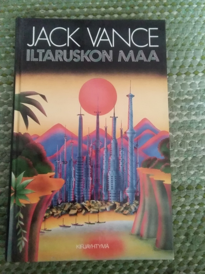 Jack Vance: Iltaruskon maa