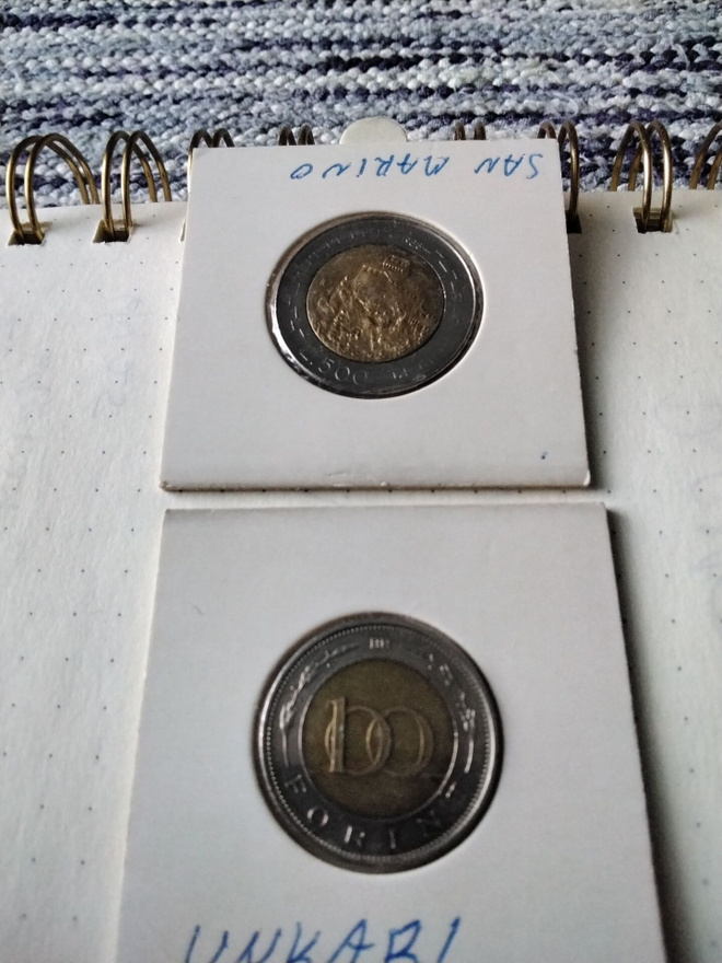 San Marinon ja Unkarin kolikot vuodelta 1998