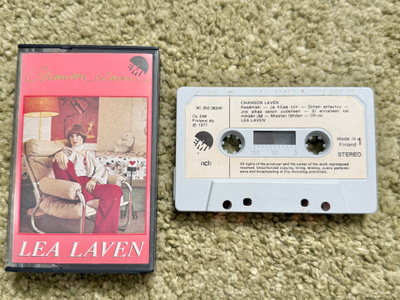 Lea Laven chanson Laven 1977 c kasetti