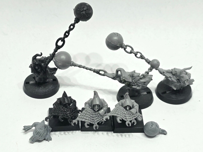 WHFB - 6x Night Goblin Fanatics & Netters [B3]