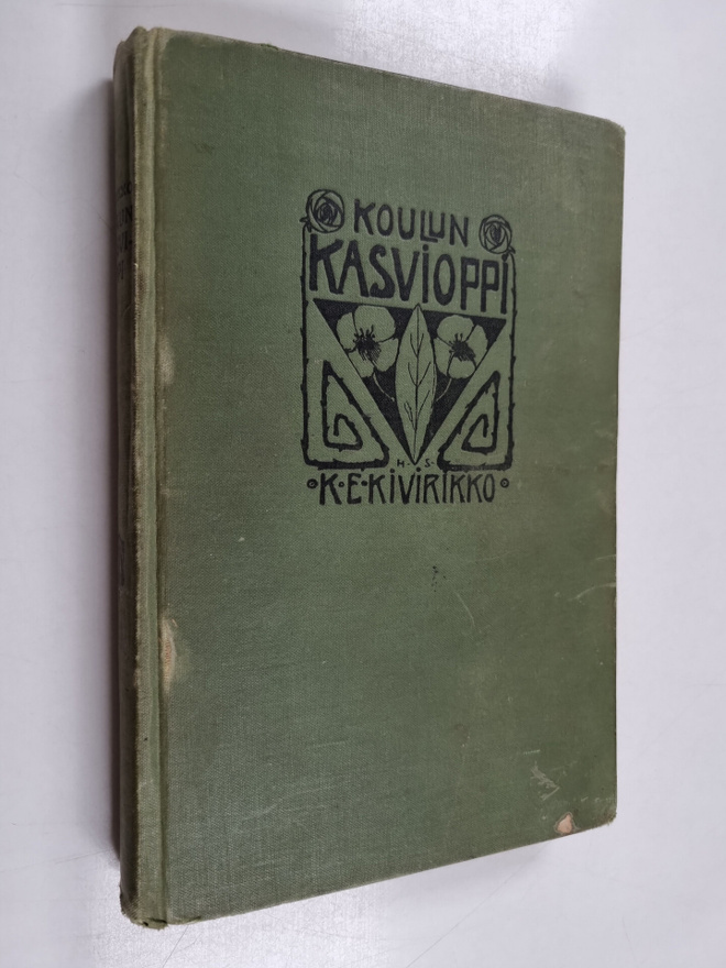 K. E. Kivirikko : Koulun kasvioppi