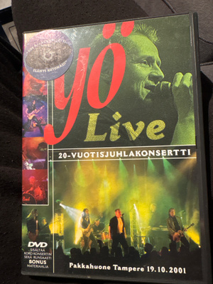 Yö 20-vuotisjuhlakonsertti DVD