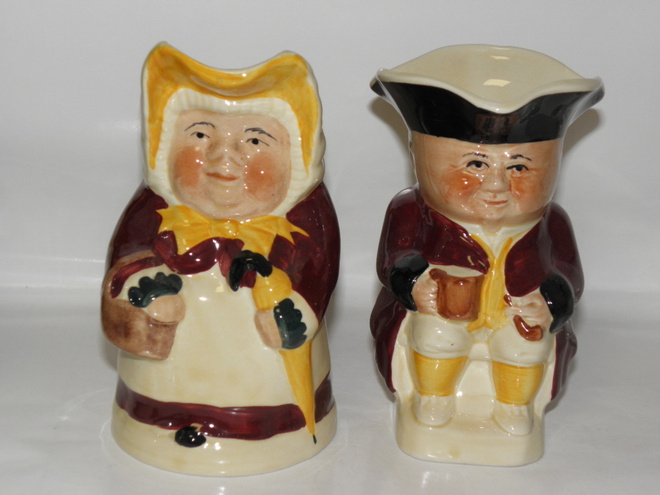 vanha Englantilainen Staffordshire tuoppipari
