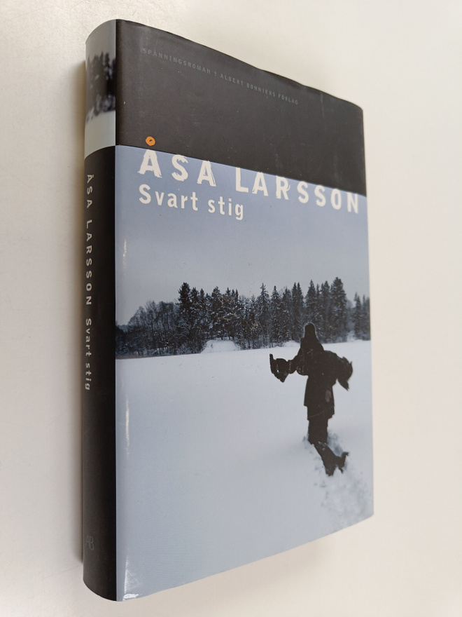 Åsa Larsson : Svart stig : spänningsroman