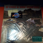 JJ CALE & ERIC CLAPTO - THE ROAD TO ESCONDIDO M-/M- LP - pikkukuva 1