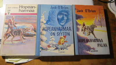 kirjat Jack O ´Brien Hopeanharmaa 1-3